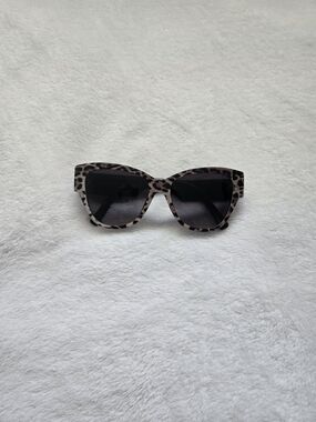 Leopard Print Cat-Eye Women's Sunglasses - Black Lenses